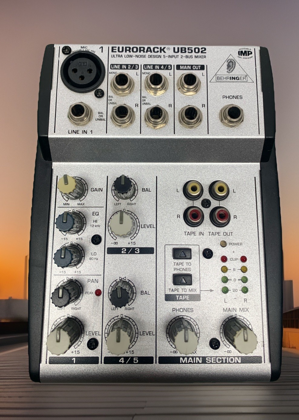 Behringer Eurorack UB502 Compact Mixer w/ Power Supply Tested Working