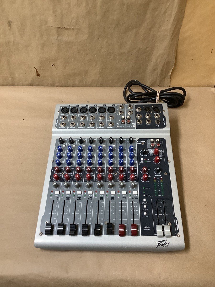 PEAVEY PV10USB 10 CHANNEL ANALOG MIXING BOARD WITH POWER CABLE. (G29017199)