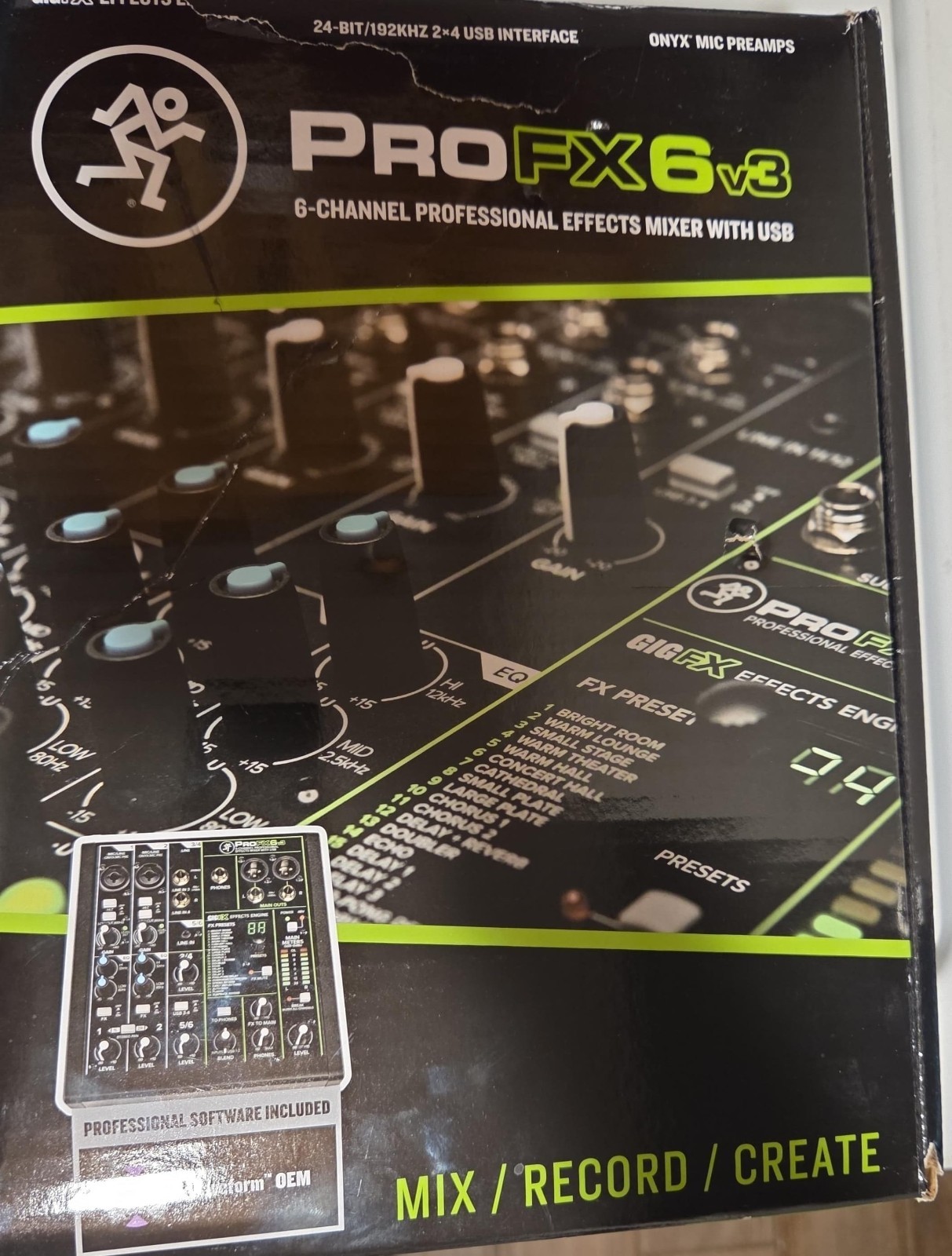 Mackie ProFX6v3 6-Channel Analog Mixer USB GigFX Effects Studio Desktop
