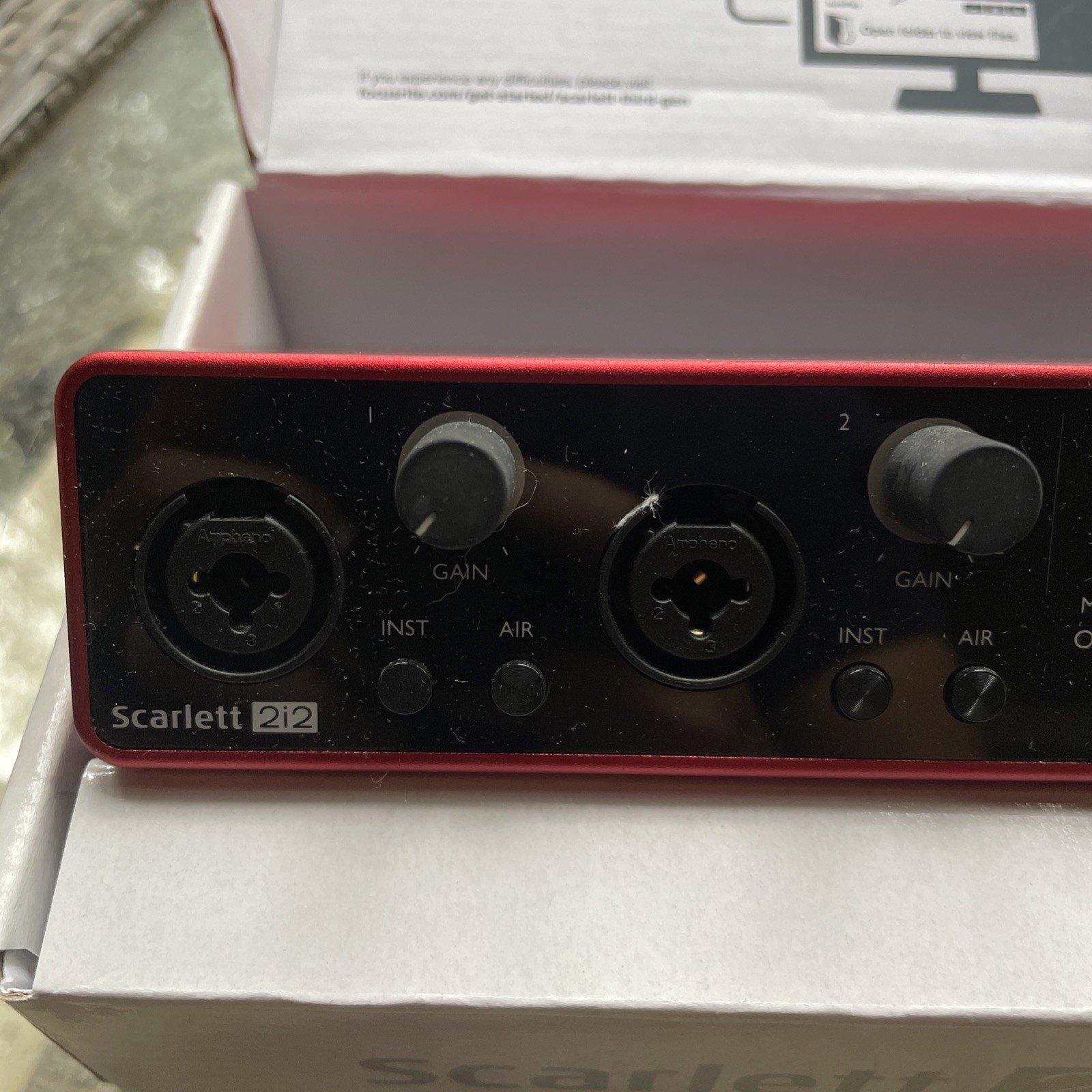 Focusrite Amplifier/Scarlett2I2 Audio Interface- USB 24-Bit/192 kHz