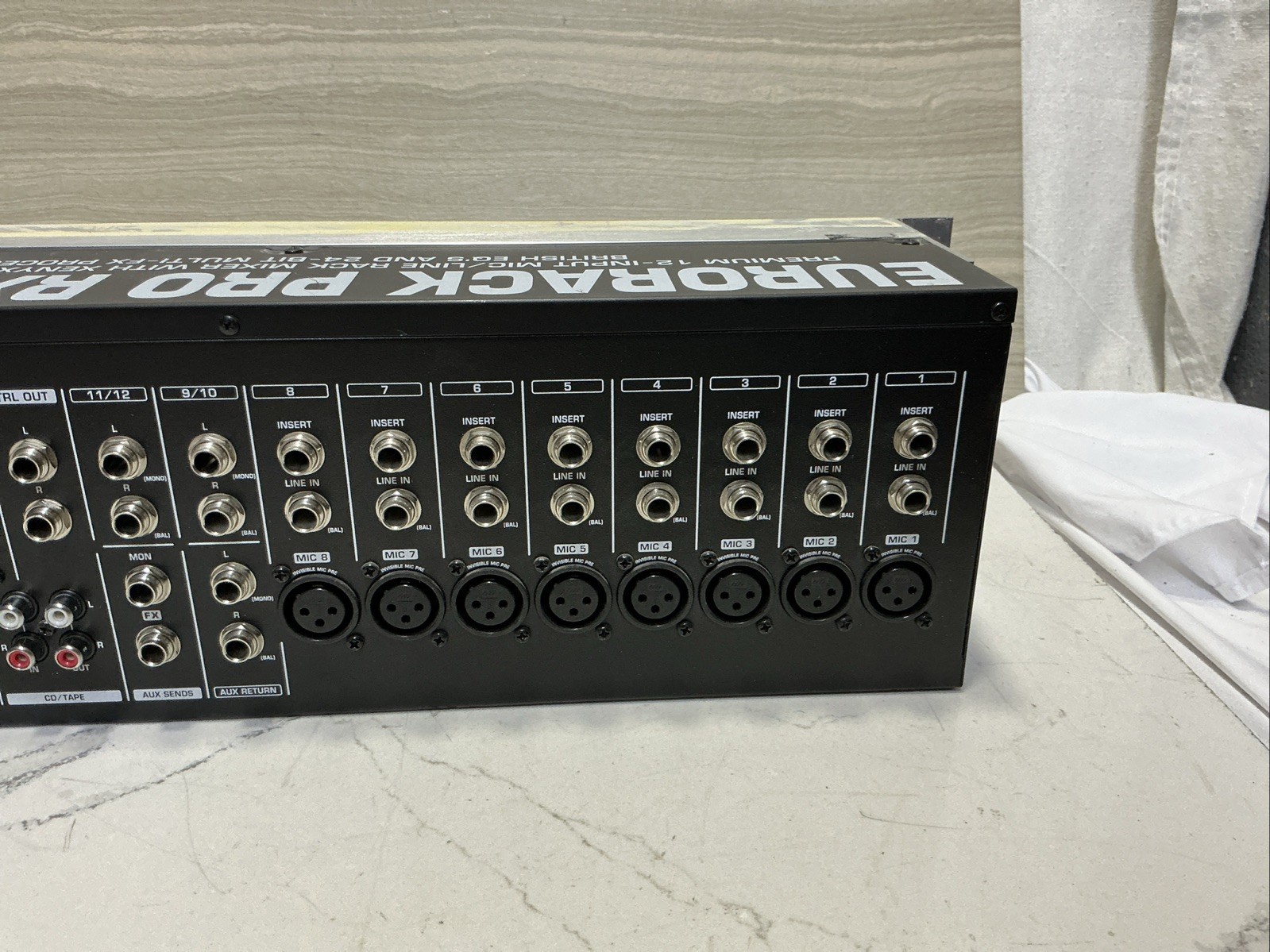 Behringer RX1202FX Eurorack Pro Rackmount 12-Input Mixer