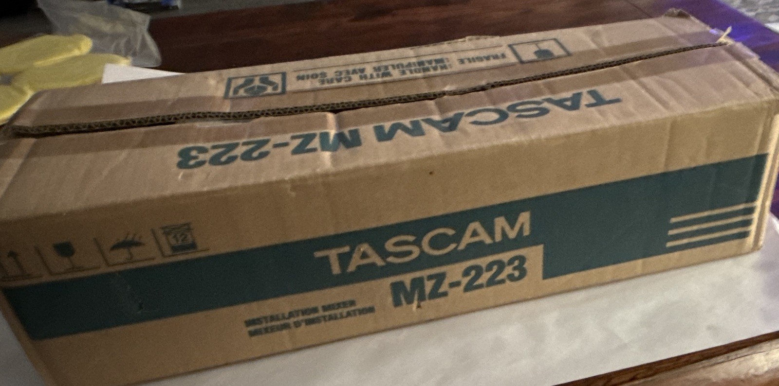 TASCAM MZ-223 Rackmount 6-Channel Analog Mixer 3-Band EQ XLR RCA 1/4″