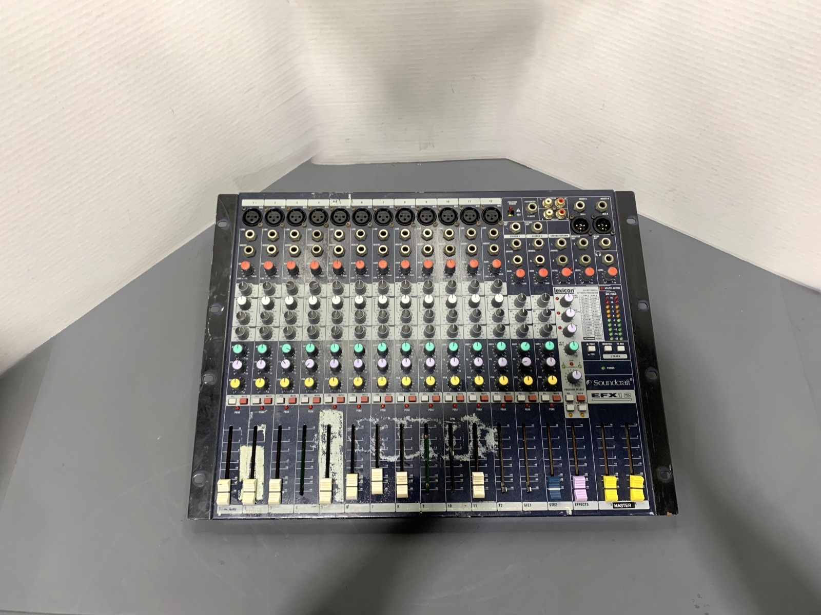 SoundCraft EFX12 12 Mono + 2 Stereo Ch Mixer w/ Lexicon Effects, Power Tested