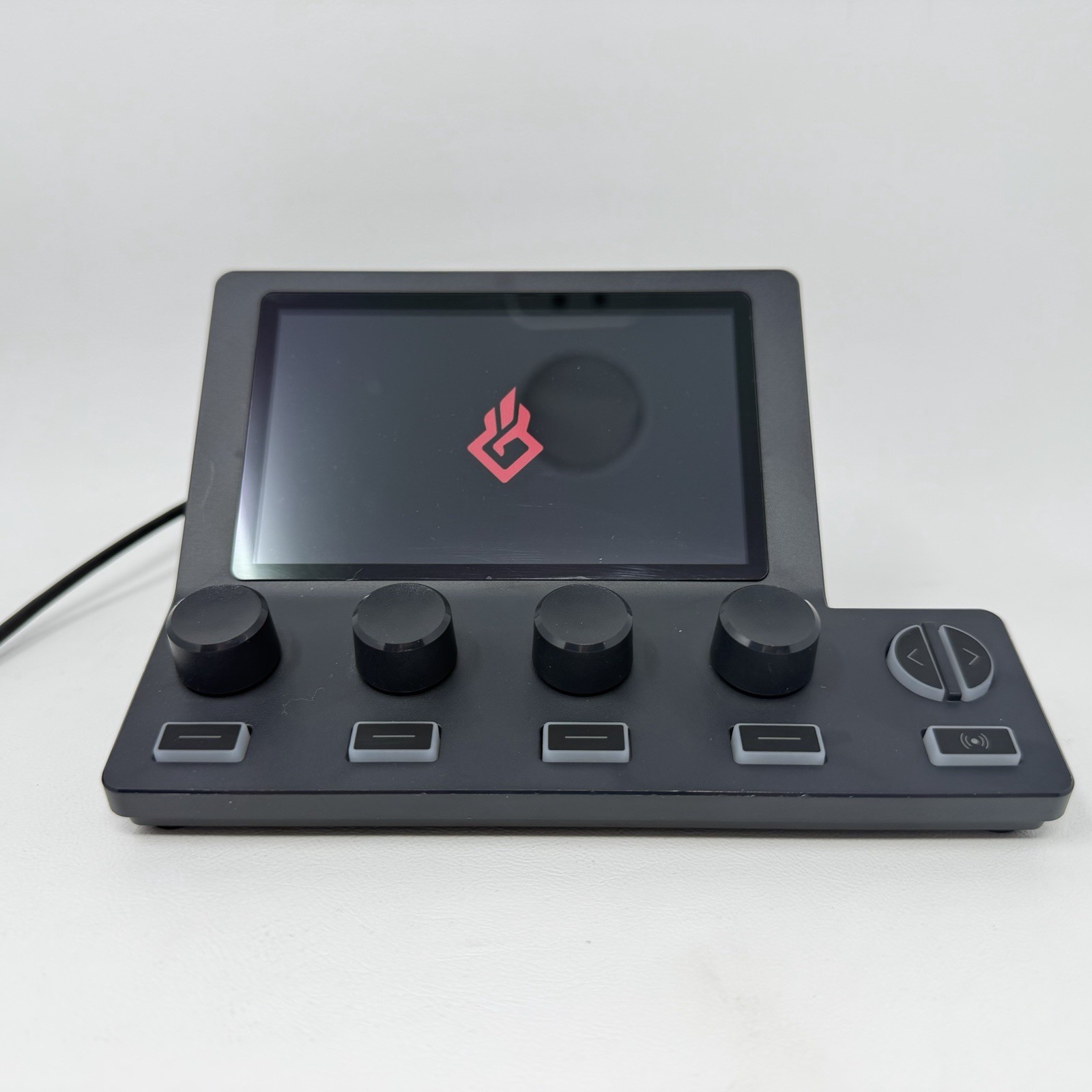 BEACN Mix Create Digital Mixer 4 Channel Desktop Audio Controller Streaming